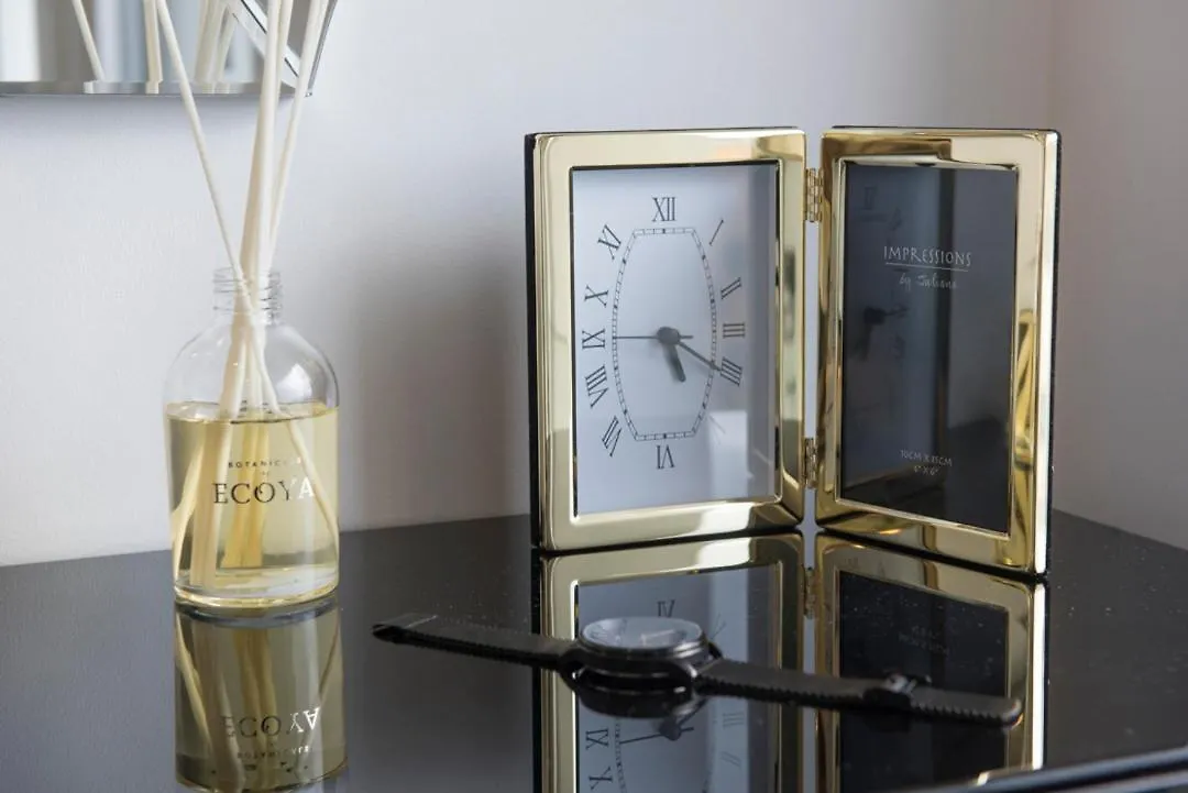 Luxury Large 130Sq Apartment By Tower Bridge Londyn